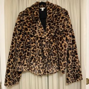 Cheetah print fluffy cropped jacket
